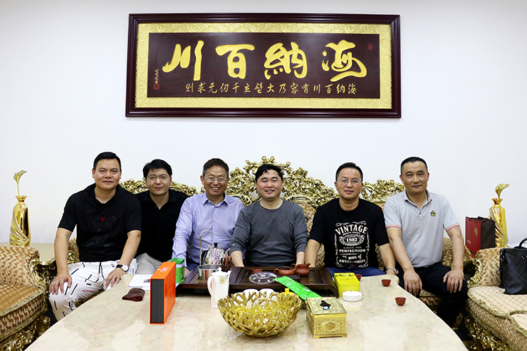 熱烈歡迎順德江蘇商會(huì)程衛(wèi)東會(huì)長(zhǎng)一行蒞臨金利公司參觀指導(dǎo)