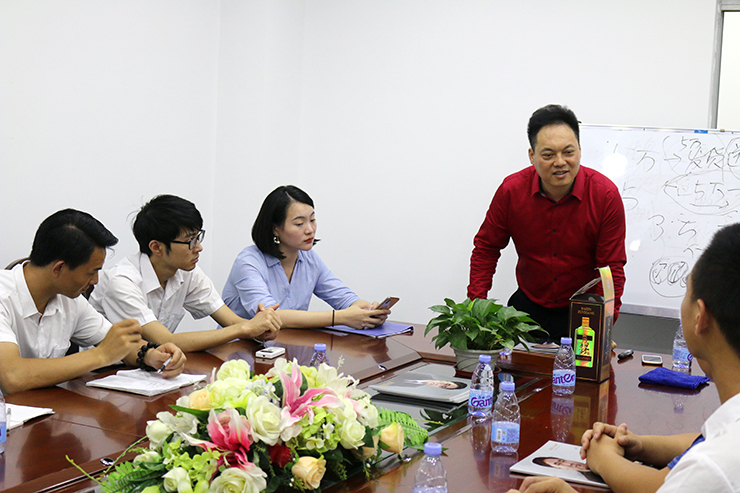 談感受、講方法、拓思路——金利集成灶2019年?duì)I銷戰(zhàn)略懇談會圓滿召開
