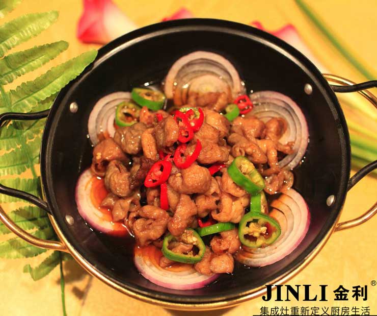 金利環(huán)保集成灶與傳統(tǒng)油煙機(jī)相比具有非常明顯的優(yōu)勢(shì)