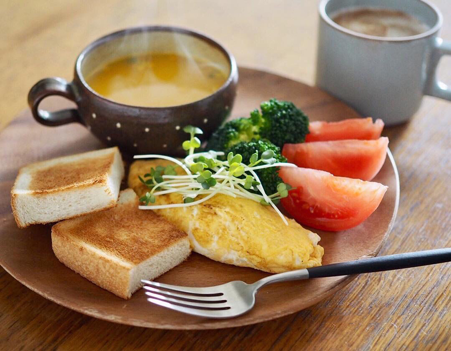 金利集成灶：無(wú)論天氣多冷，飯菜都要吃熱騰騰的